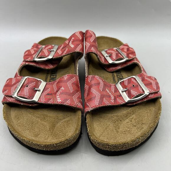 Birkenstock Arizona Sandals Women Size 4 Red Goyard Print Two Strap Buckle Shoes - Picture 2 of 9